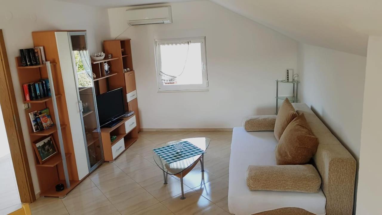 Apartment Mary Sukošan Extérieur photo